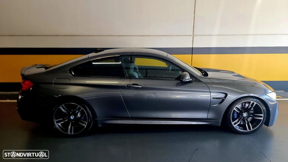BMW M4 Auto - 2