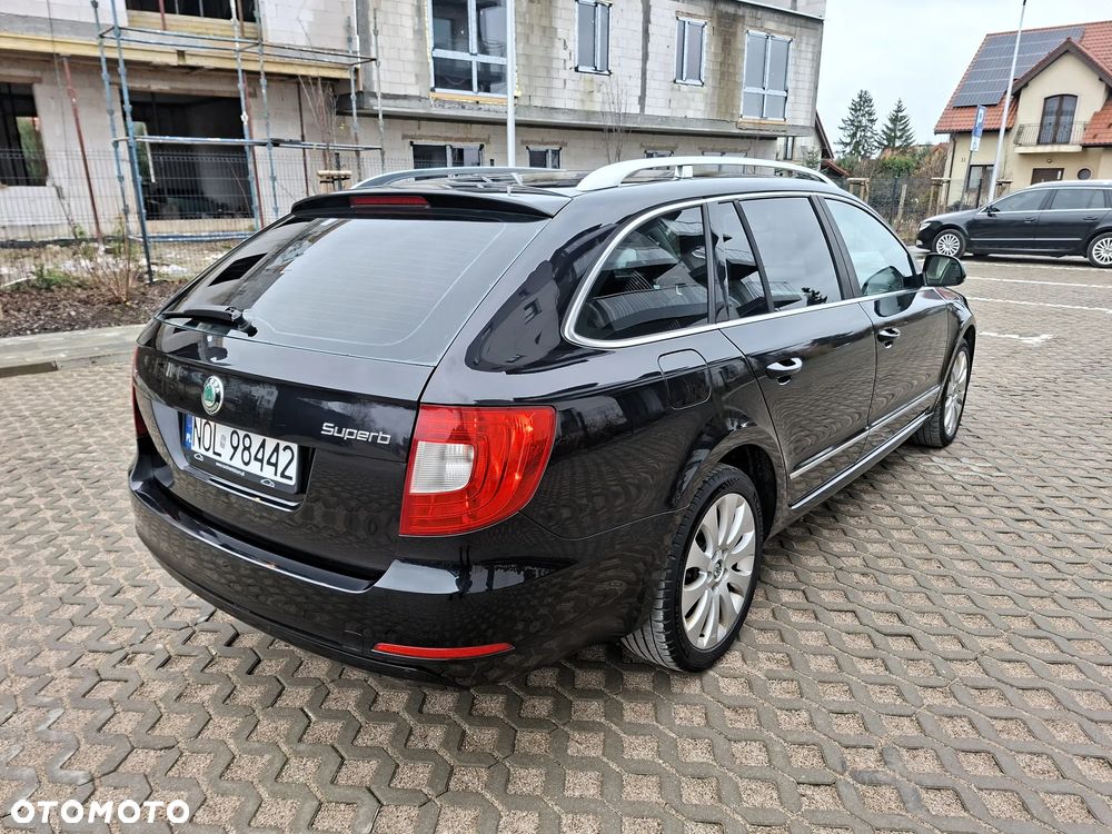 Skoda Superb 2.0 TDI PD Comfort - 4