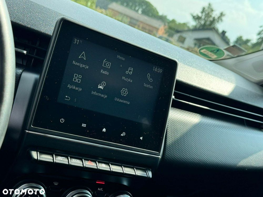 Renault Clio - 25