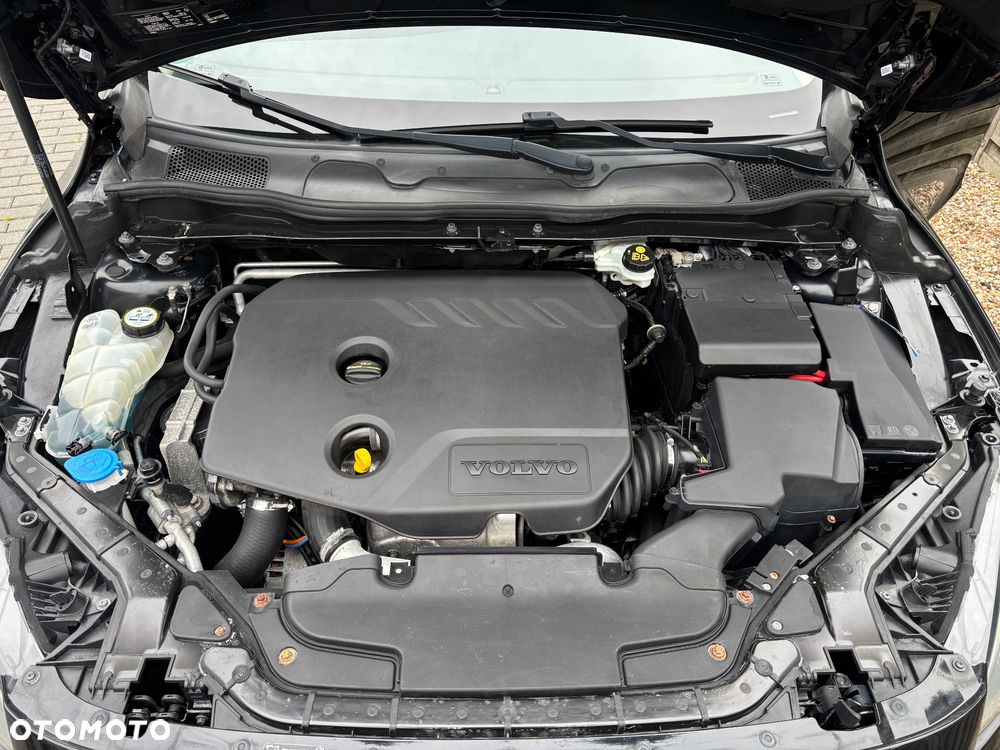 Volvo V40 D2 Momentum - 34