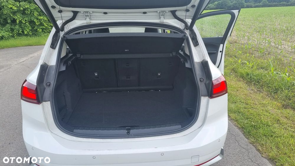 BMW Seria 2 218d Active Tourer - 28