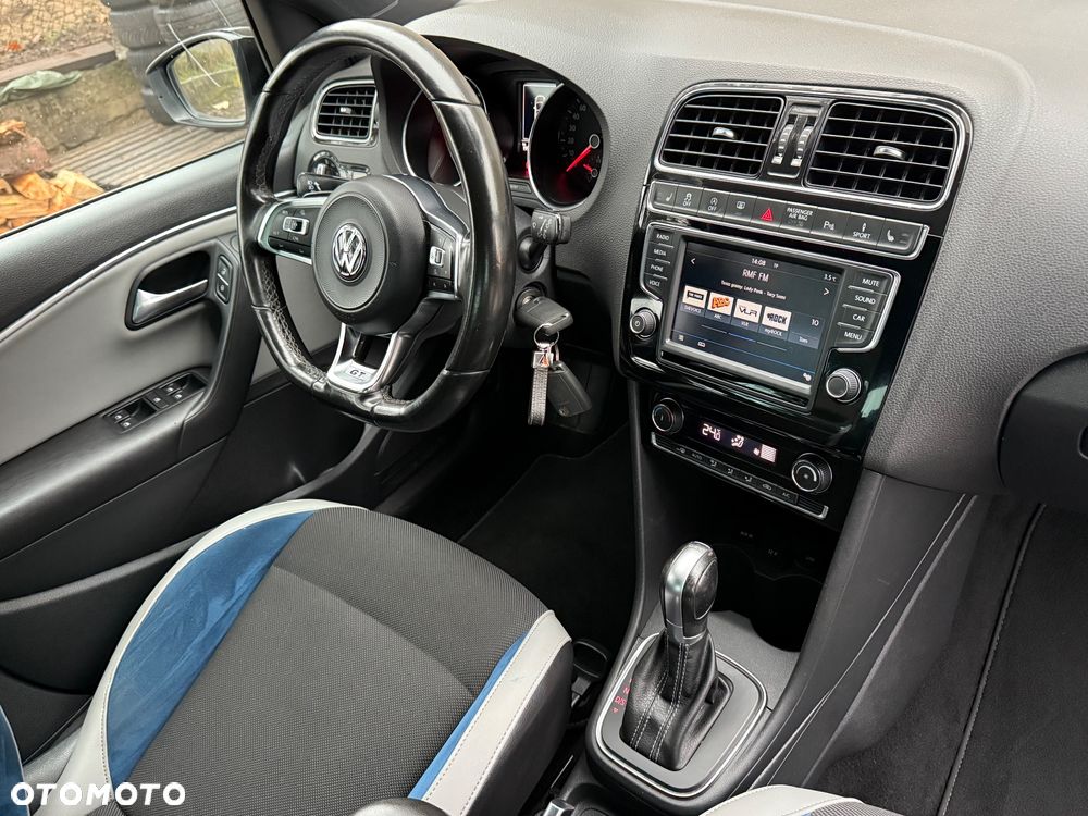 Volkswagen Polo - 17