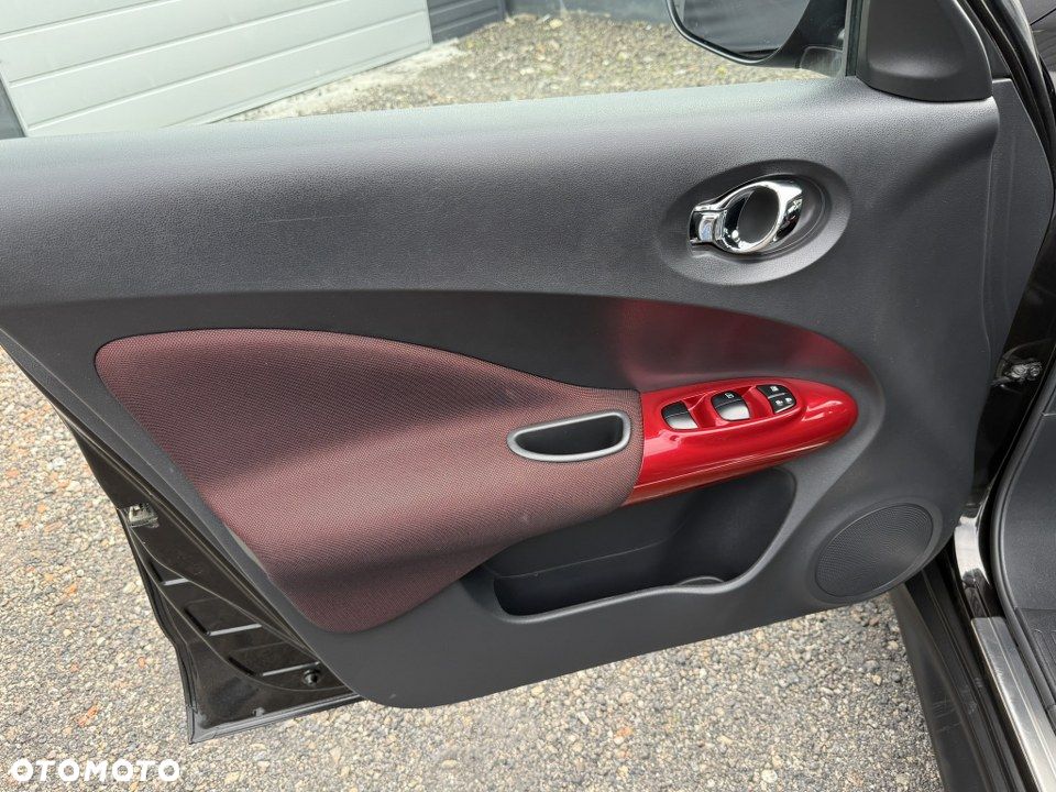 Nissan Juke 1.6 Tekna S&S - 19