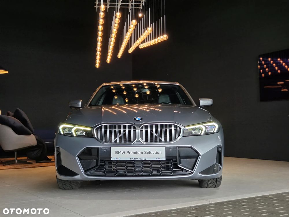 BMW Seria 3 318i M Sport - 2