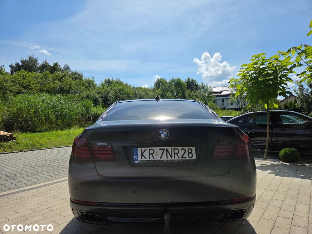 BMW Seria 7 740d xDrive - 9