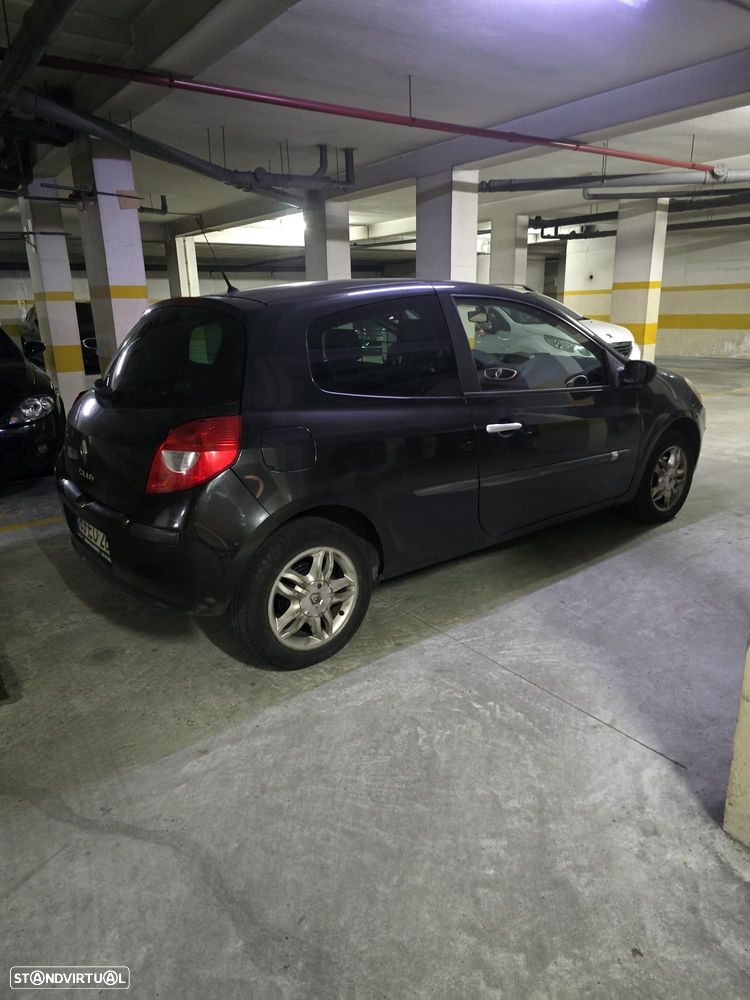 Renault Clio 1.5 dCi Dynamique - 1