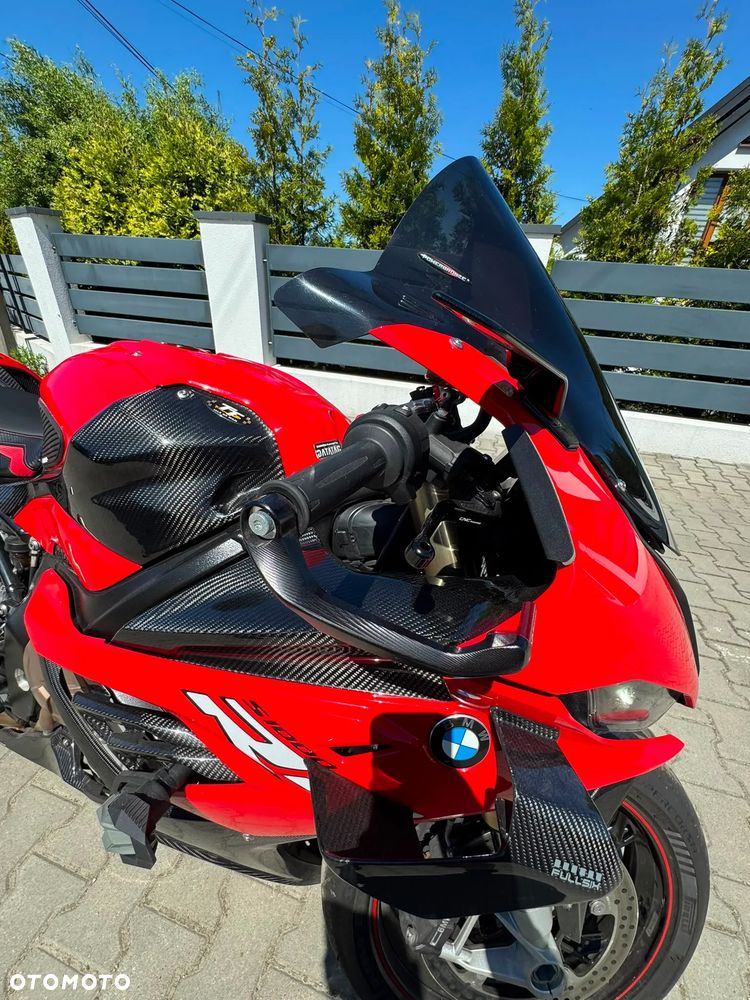 BMW S - 4