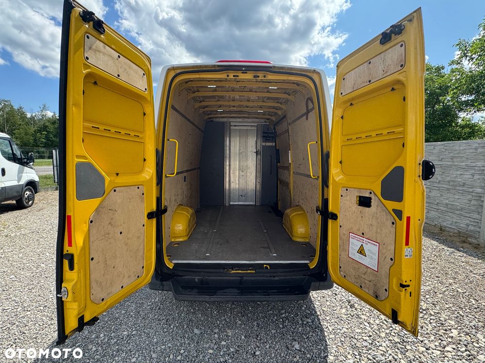 Volkswagen Crafter - 15