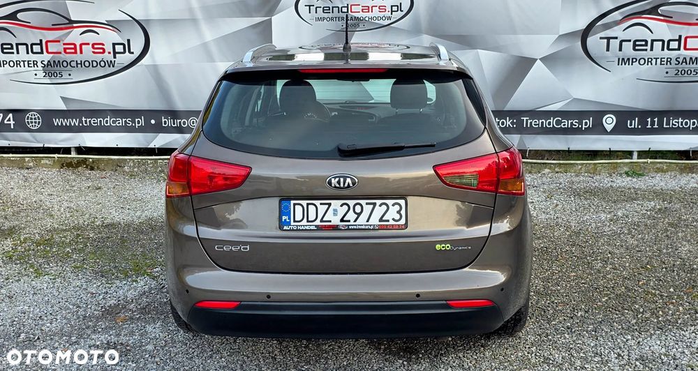 Kia Ceed 1.6 CRDi 128 Vision - 9