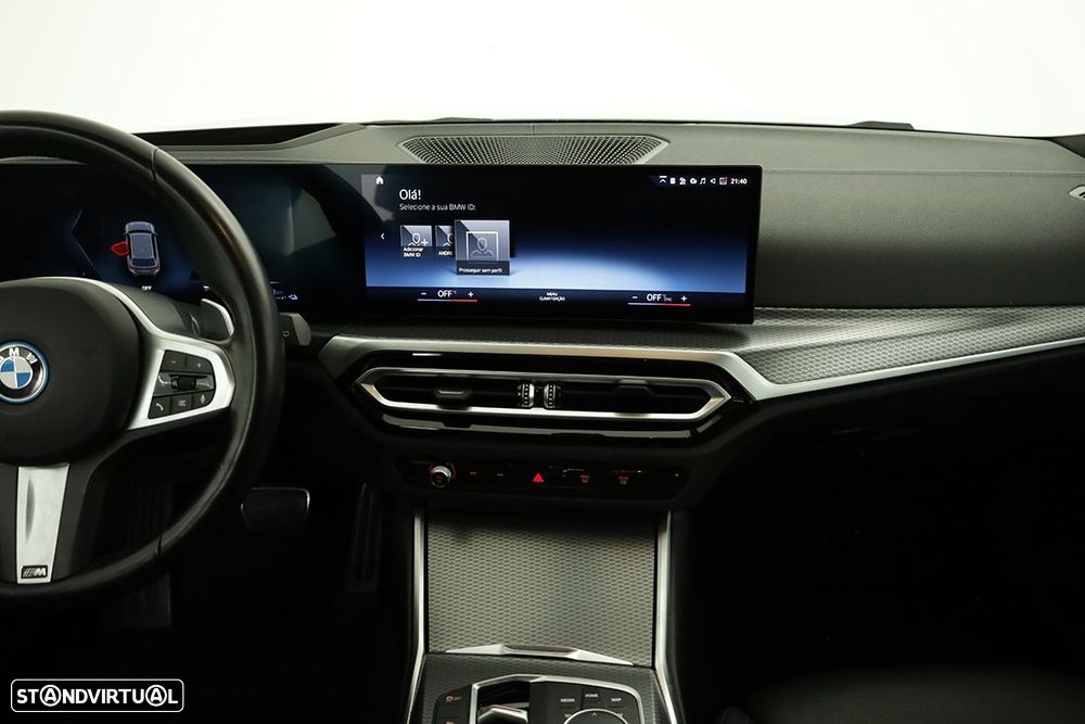 BMW 330 e Touring Pack M Auto - 10