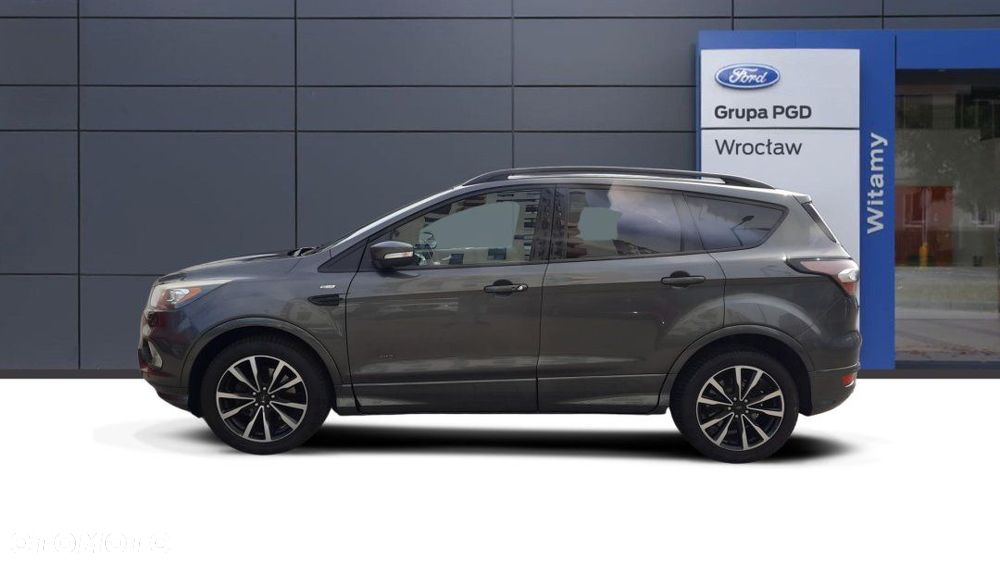 Ford Kuga - 3