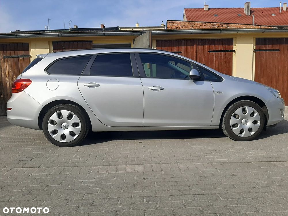 Opel Astra - 17