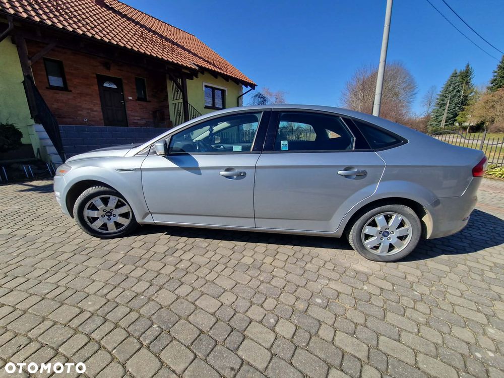 Ford Mondeo - 1