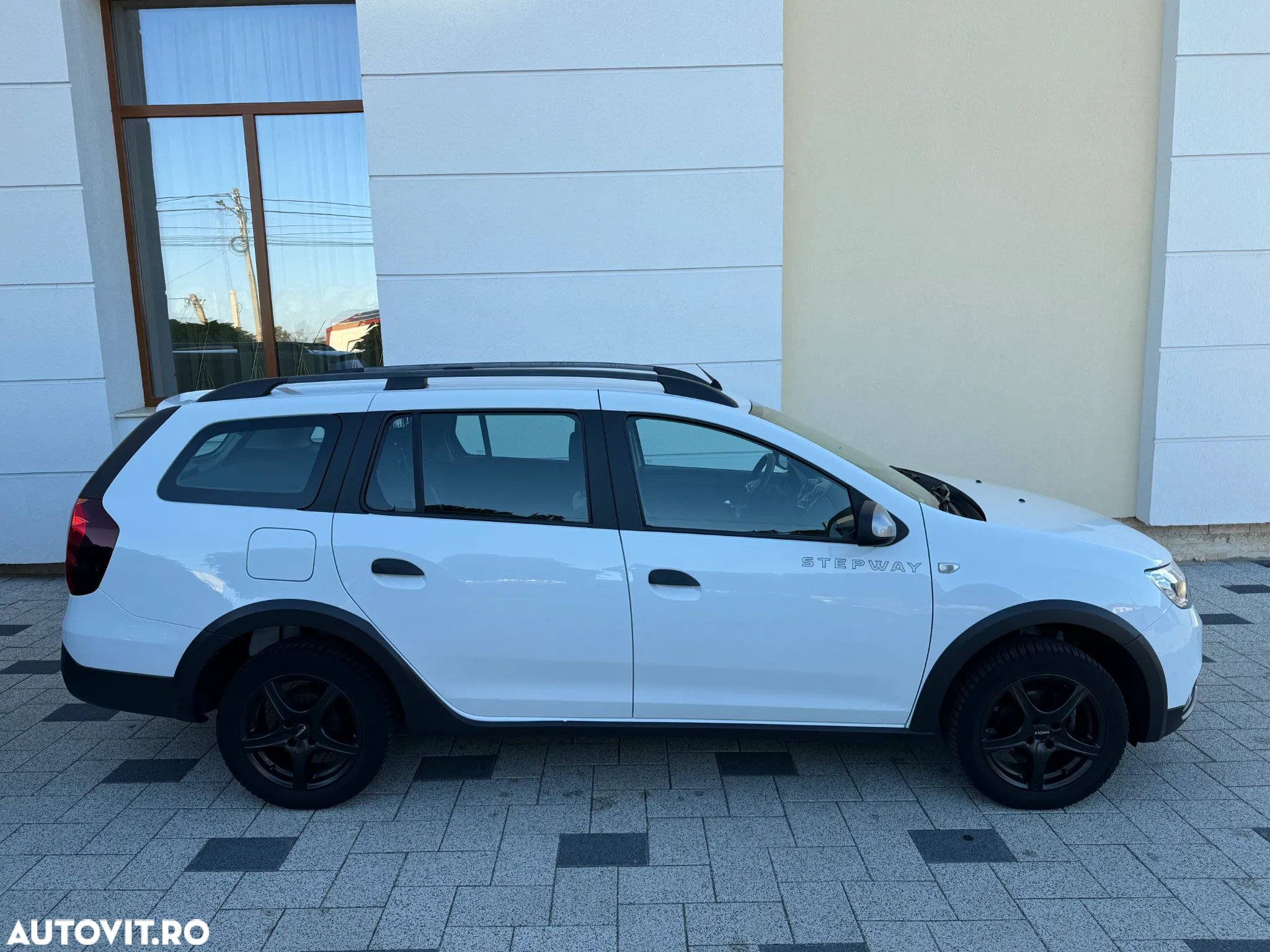 Dacia Logan Stepway TCe 100 GPL - 4