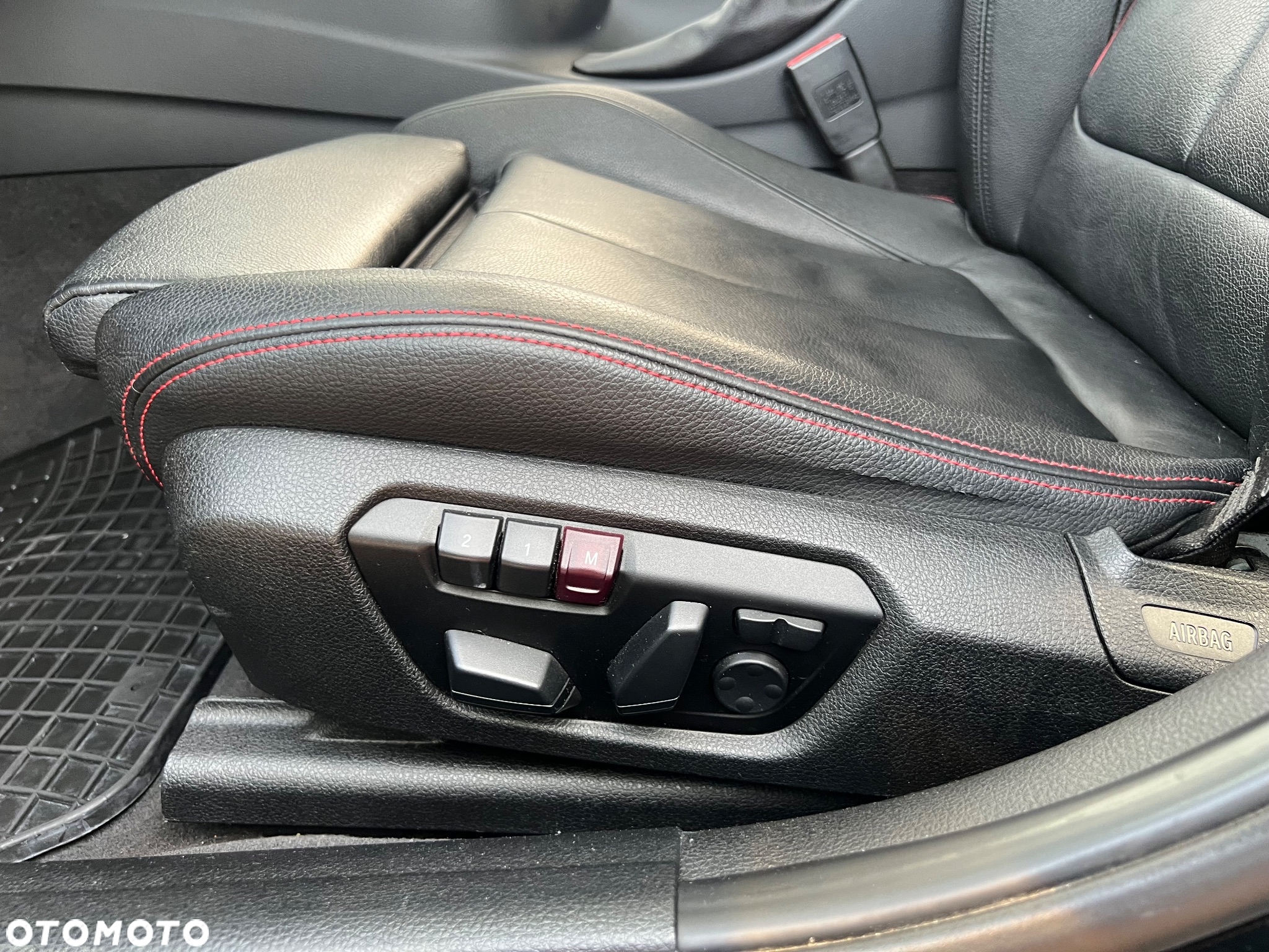 BMW Seria 3 335i xDrive Sport Line - 18