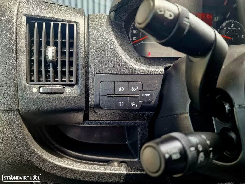 Citroën JUMPER 2.0 BlueHdi 110 L2H2 IVA Dedutível-GPS-A/C-Sensores - 22