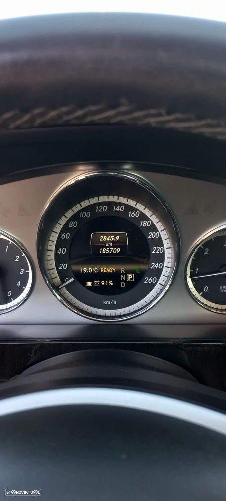 Mercedes-Benz E 300 Bluetec Hybrid Avantgarde - 17