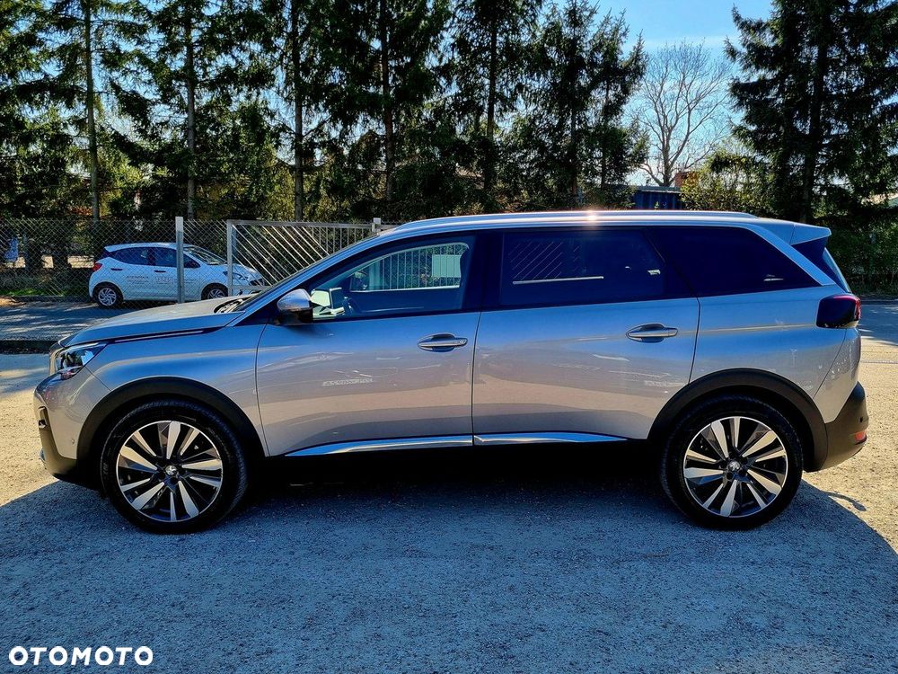 Peugeot 5008 - 8