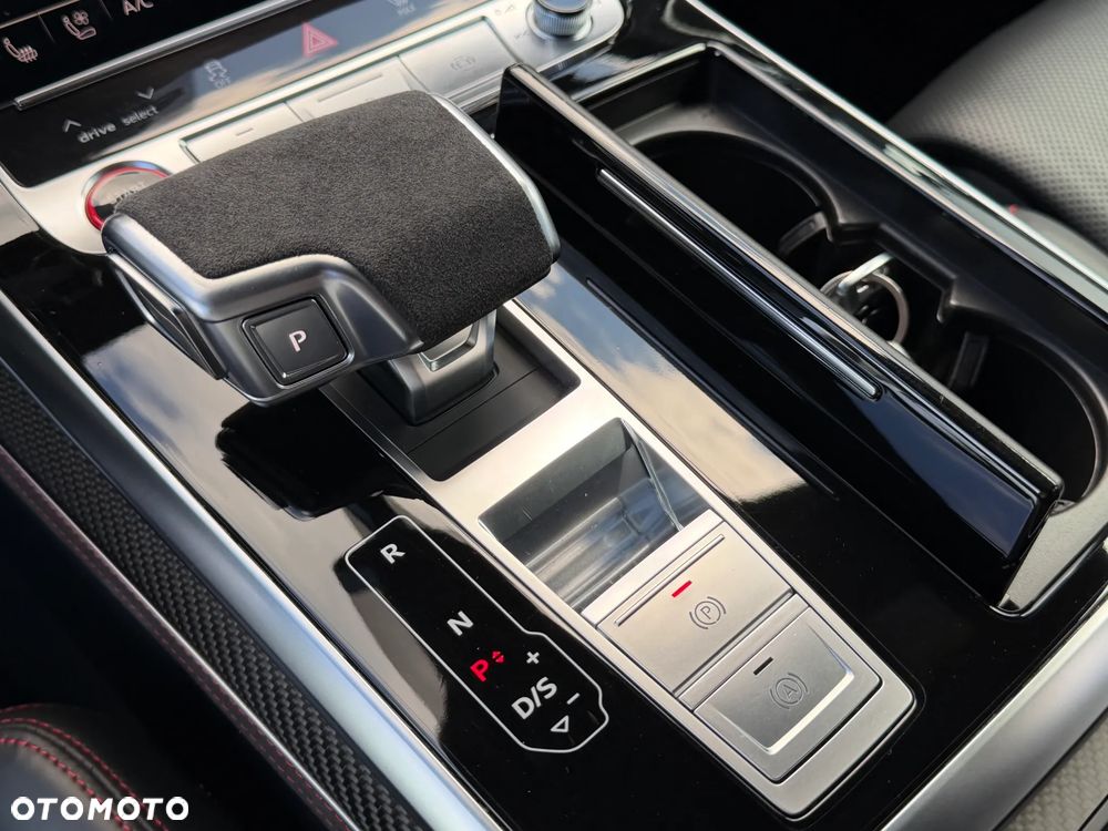 Audi RS Q8 TFSI Quattro Tiptronic - 28