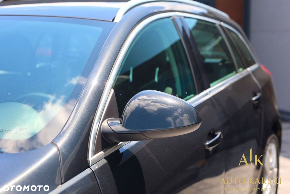 Opel Insignia - 15