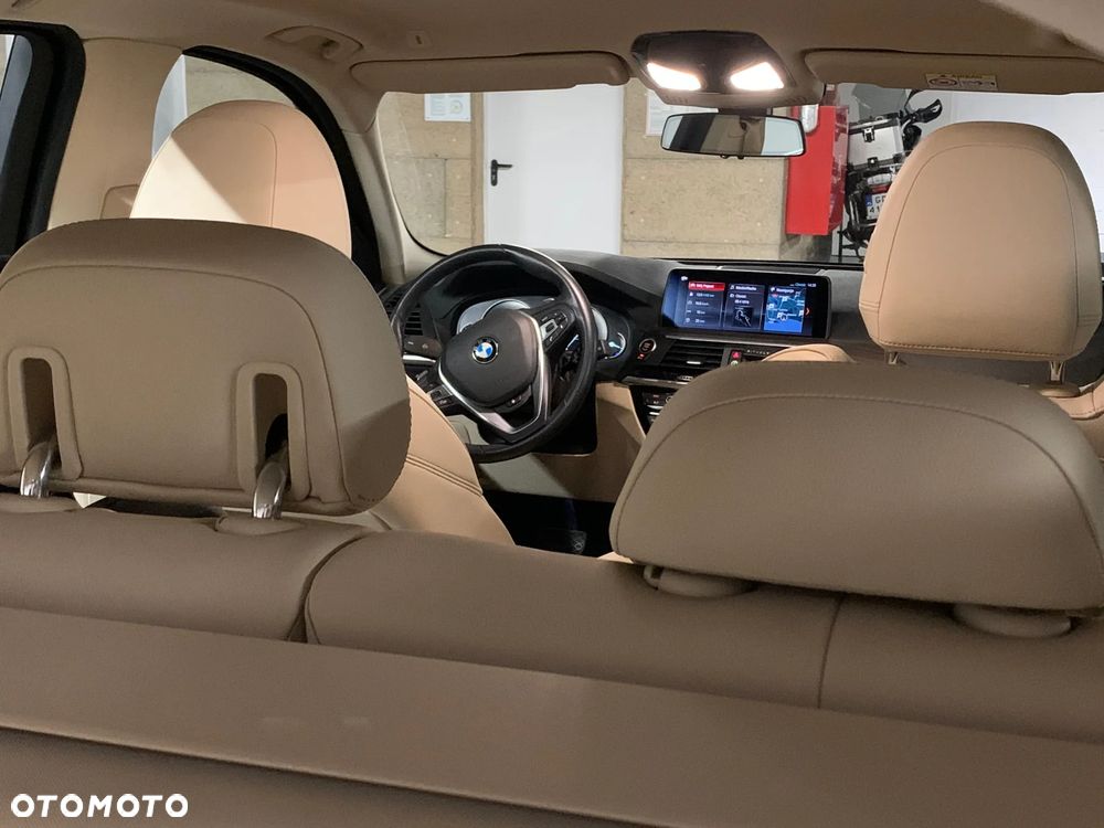 BMW X3 xDrive20i xLine - 8
