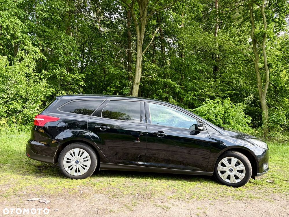 Ford Focus 1.0 EcoBoost Titanium - 6