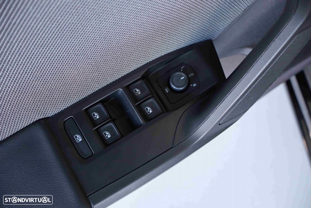 SEAT Leon ST 2.0 TDI Style Edição Fiscal - 12