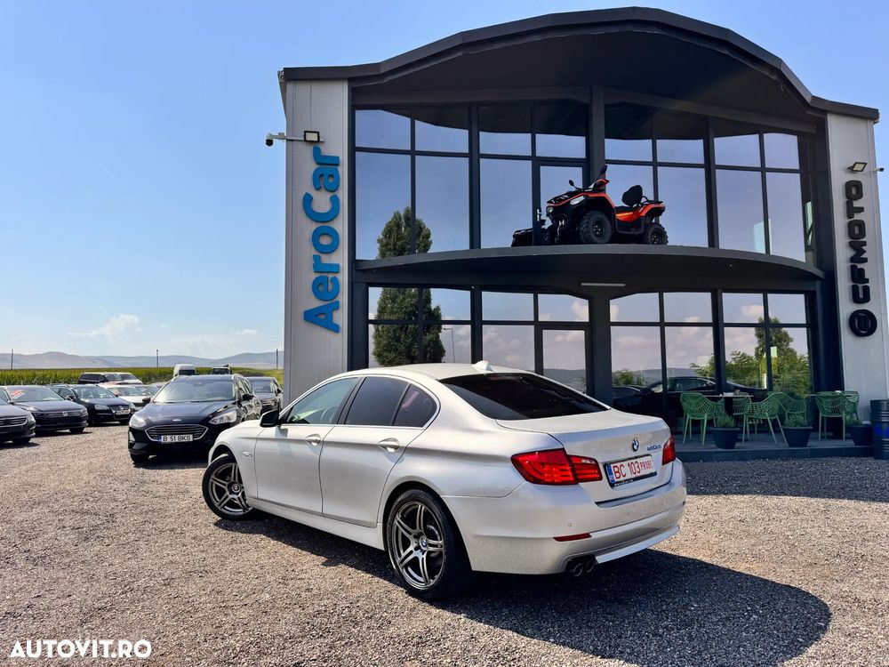 BMW Seria 5 520d Aut. - 10