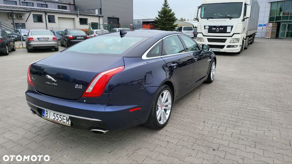 Jaguar XJ 3.0 T AWD Portfolio - 4