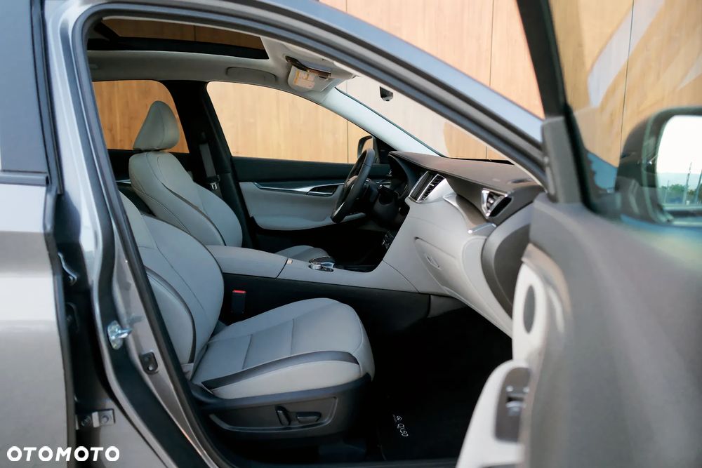Infiniti QX50 - 18