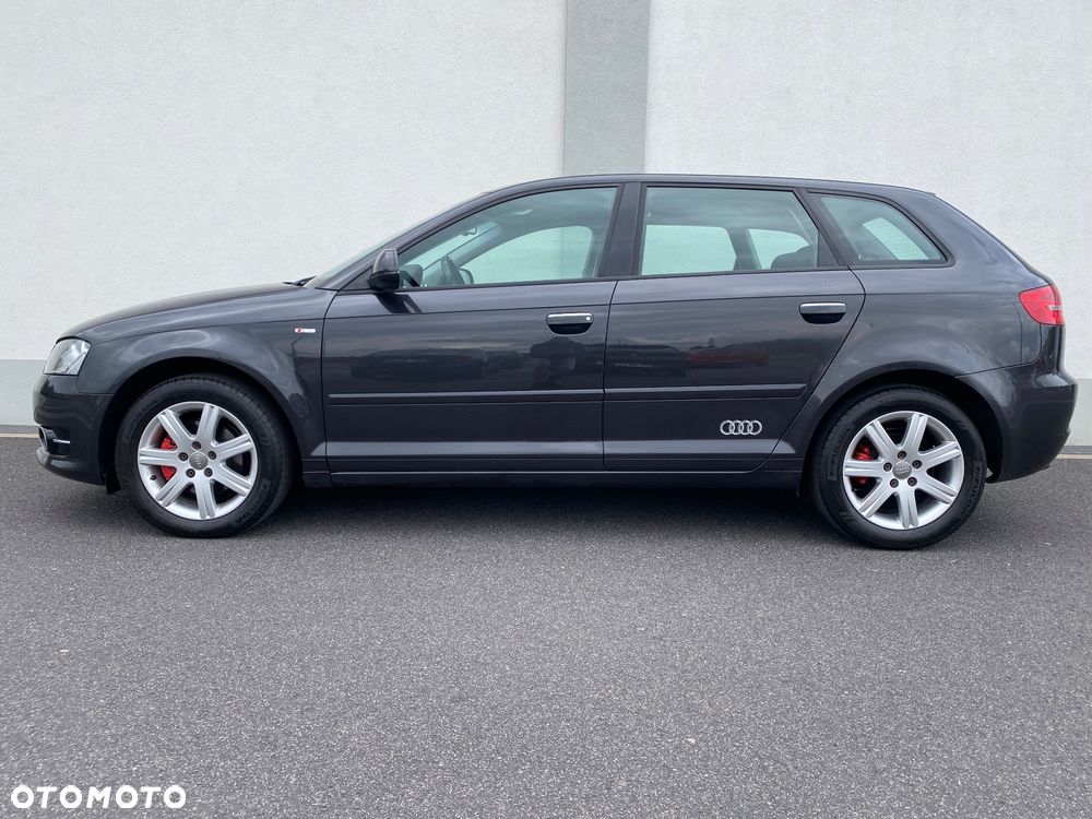 Audi A3 Sportback 2.0 TDI Ambiente - 12