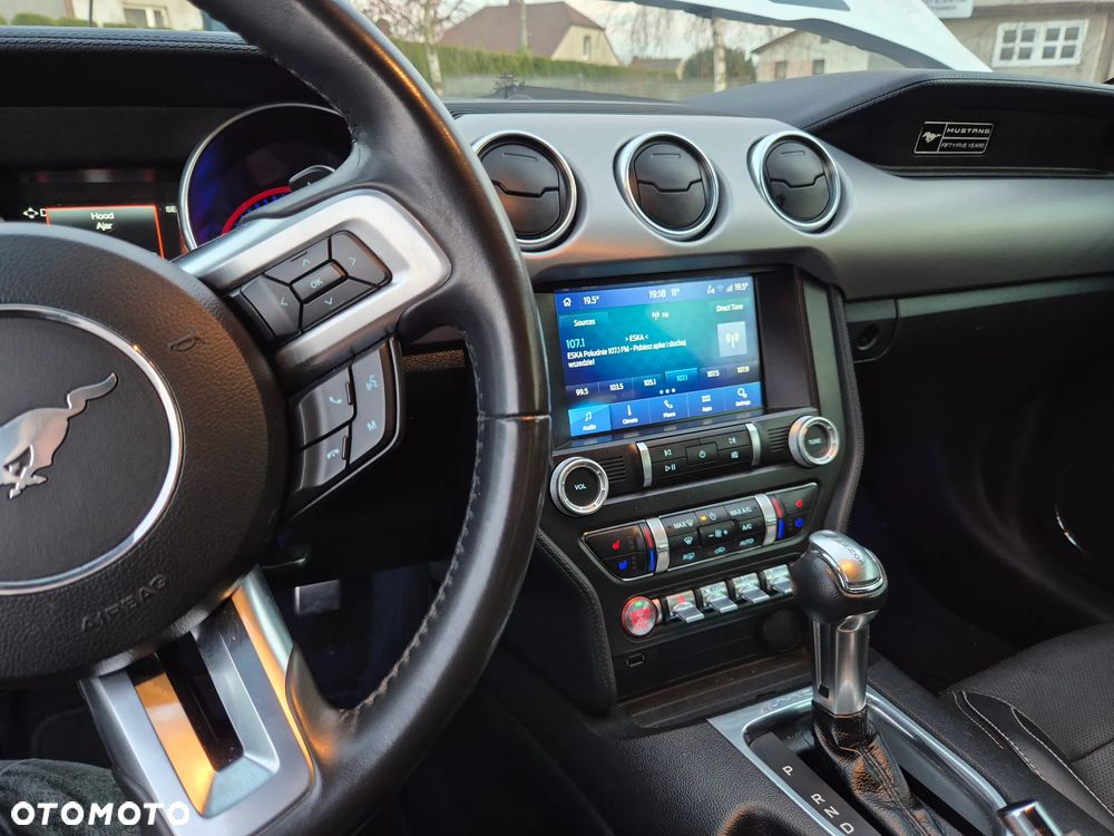 Ford Mustang - 17