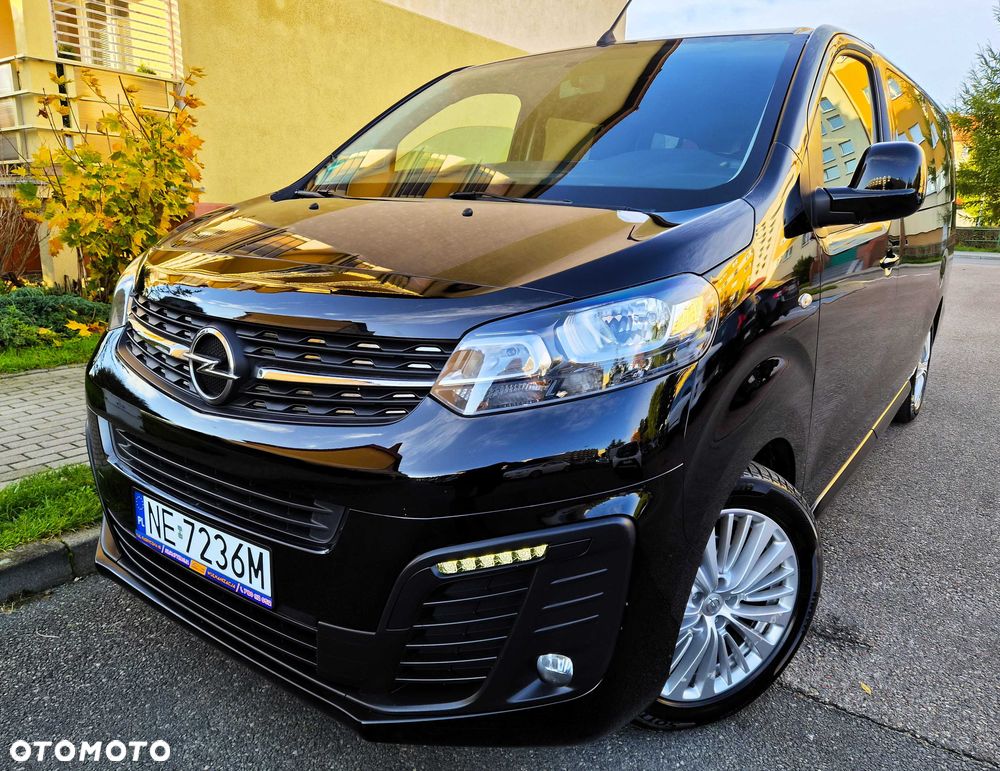 Opel Vivaro - 1