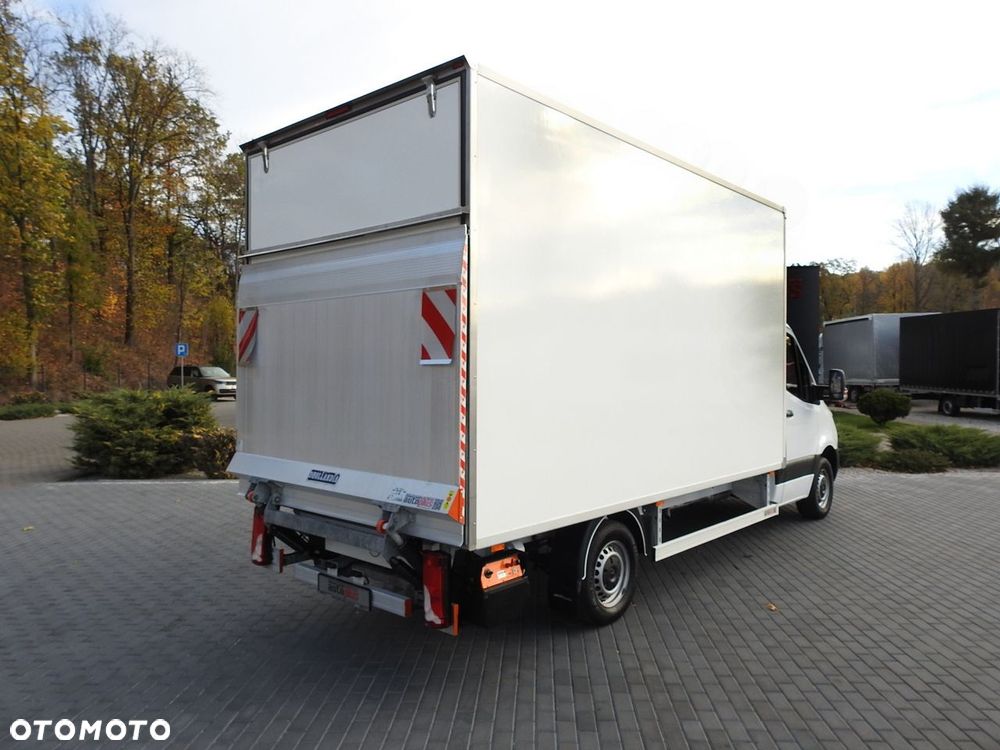 Mercedes-Benz SPRINTER KONTENER WINDA 8 PALET KLIMATYZACJA  150KM - 4