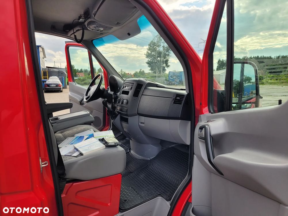 Volkswagen 2011 CRAFTER POMOC DROGOWA - 10