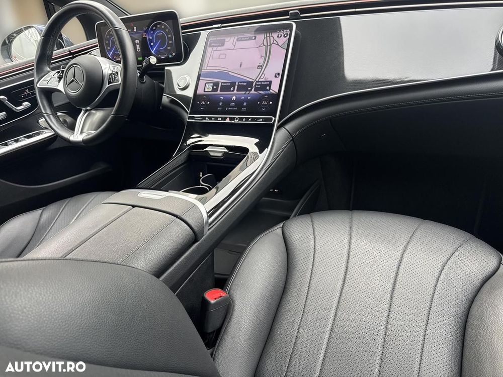 Mercedes-Benz EQE - 13