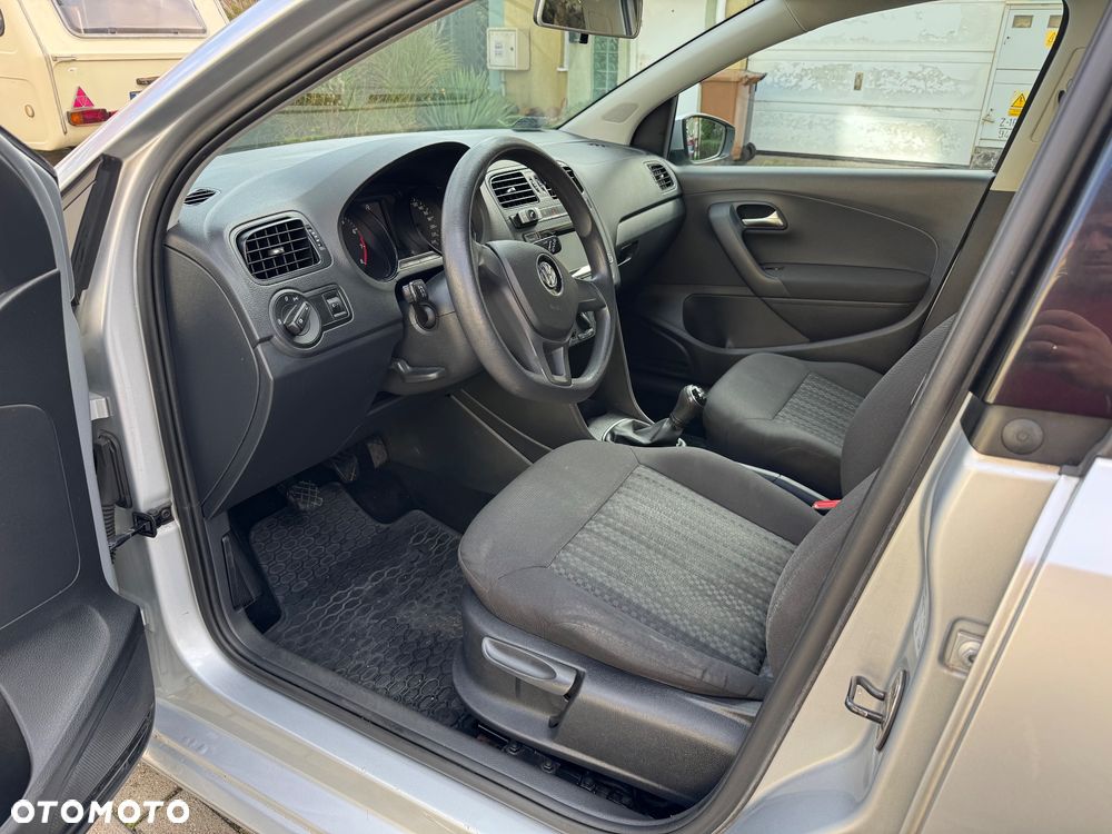 Volkswagen Polo 2016 photo 4