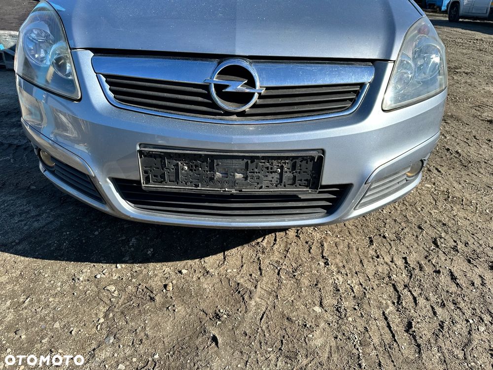 ZAFIRA B ZDERZAK PRZOD Z163 - 1