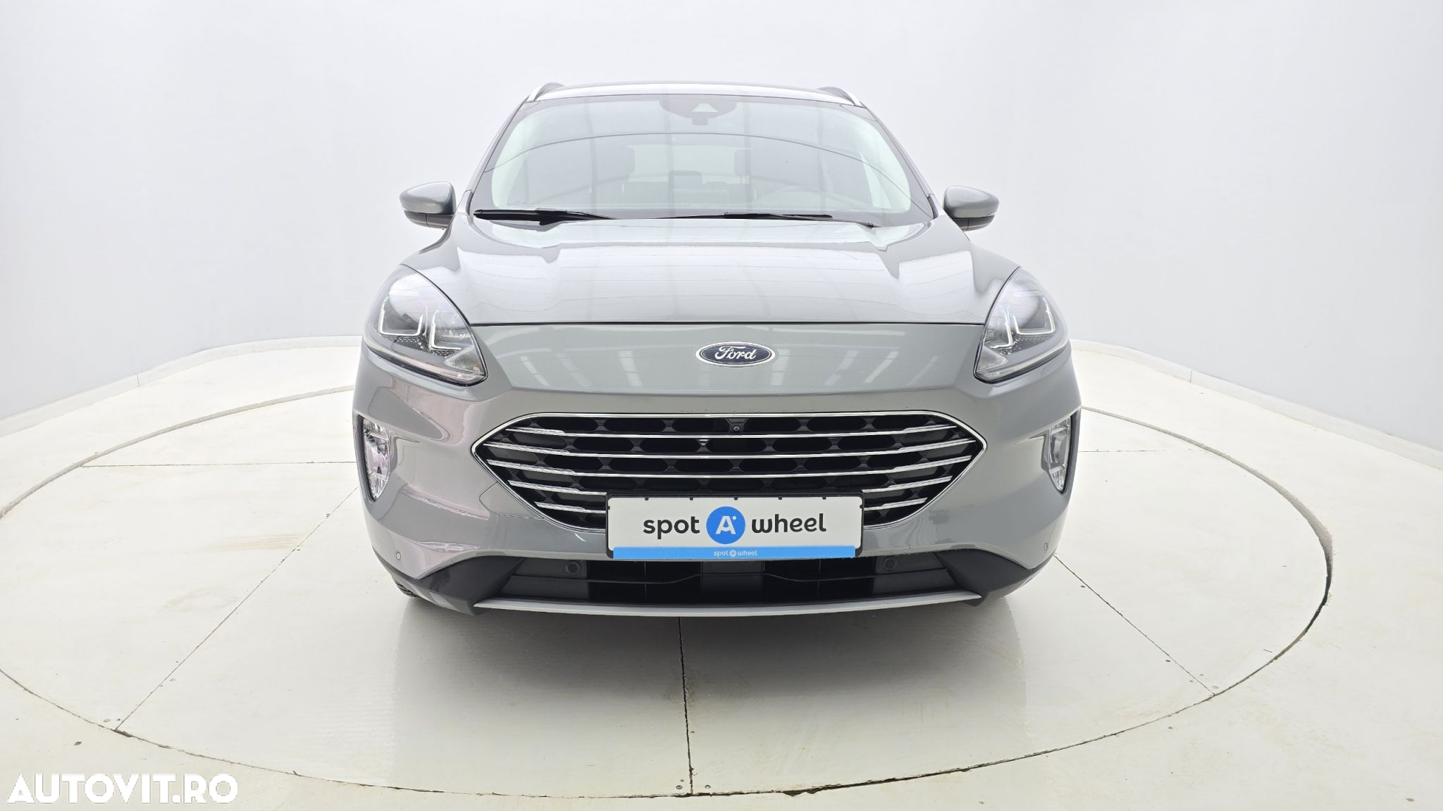 Ford Kuga - 2