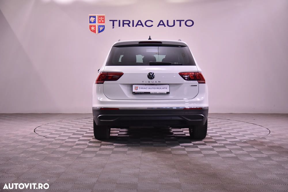 Volkswagen Tiguan - 5