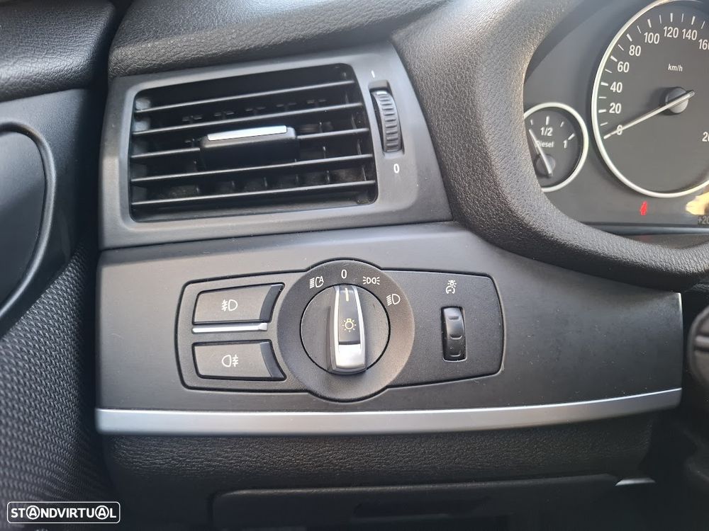 BMW X3 18 d sDrive Auto - 24