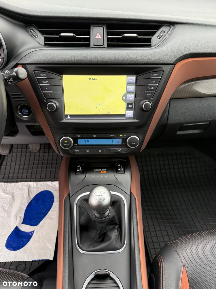 Toyota Avensis Touring Sports 1.8 Edition S+ - 28