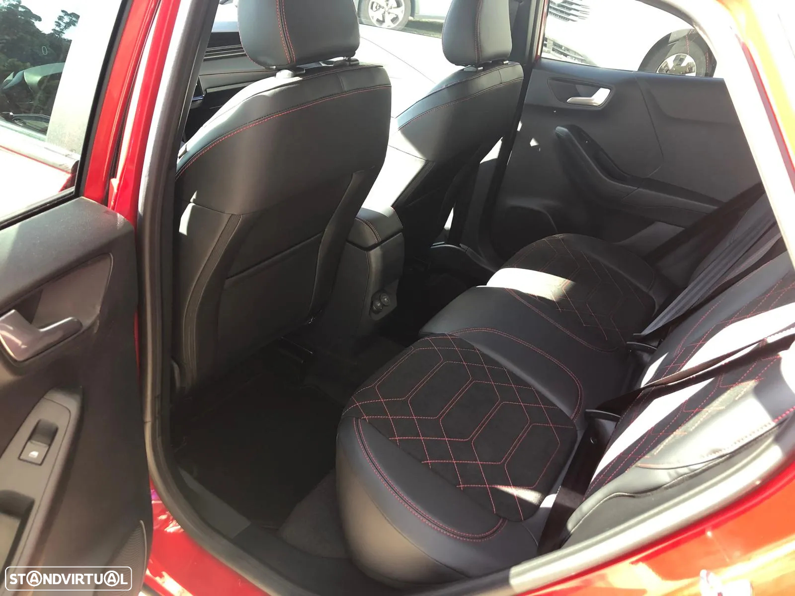 Ford Puma 1.0 EcoBoost MHEV ST-Line X Aut. - 11