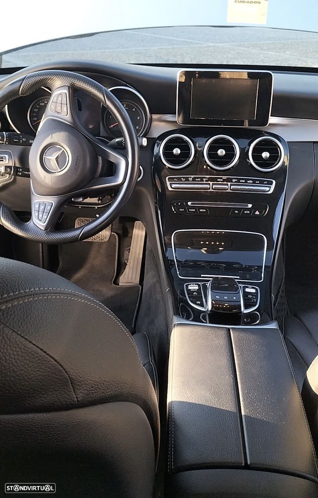 Mercedes-Benz C 200 - 5