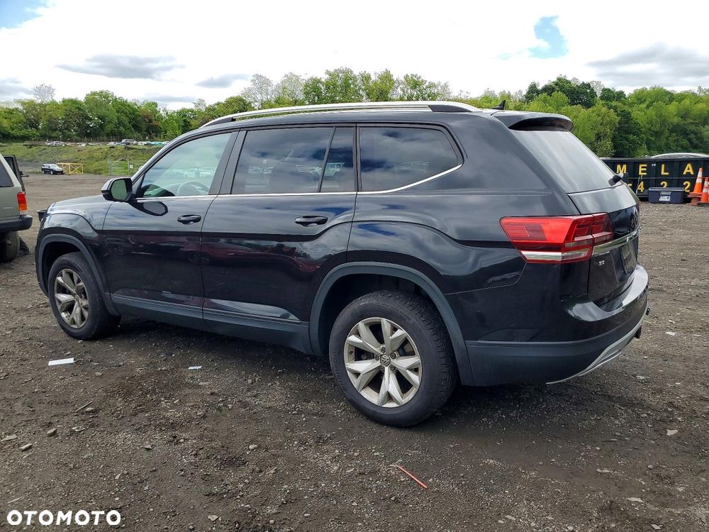 Volkswagen Atlas - 2