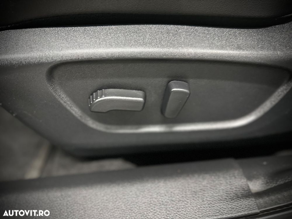 Nissan Qashqai 1.6 DCI 4 x 4 DPF tekna - 23