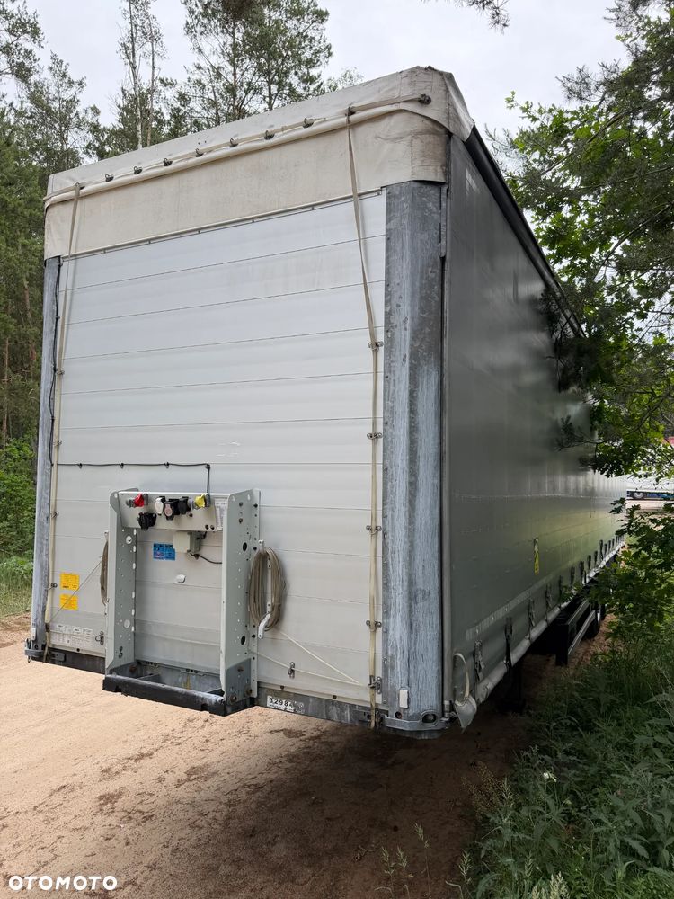 Schmitz Cargobull FIRANKA / 20 SZTUK DO WYBORU / BARDZO ŁADNE OPONY / Z PEŁNYM WYPOSAŻENIEM DO ZAŁADUNKU / 2 KOŁA ZAPASOWE / DOSTĘPNE KOLORY SREBRNY - NIEBIESKI - CZERWONY / NIEKTÓRE MAJĄ NOWE PLANDEKI !! - 28