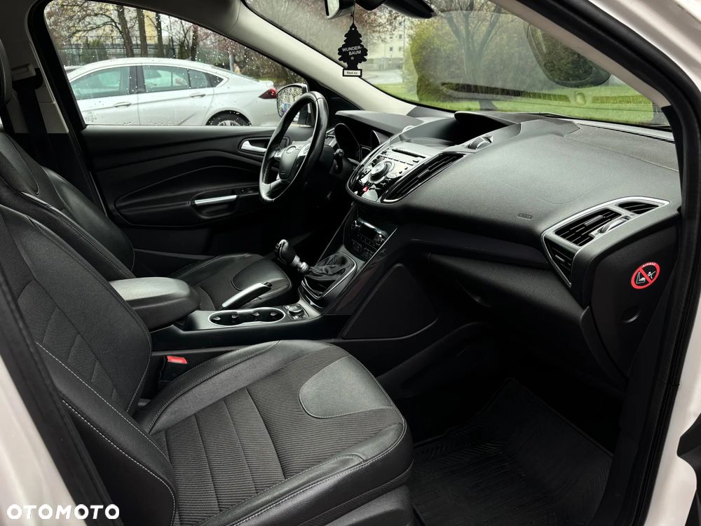 Ford Kuga 2.0 TDCi 4WD Titanium Plus - 11