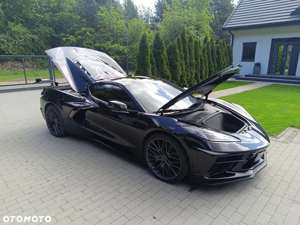 Chevrolet Corvette - 8