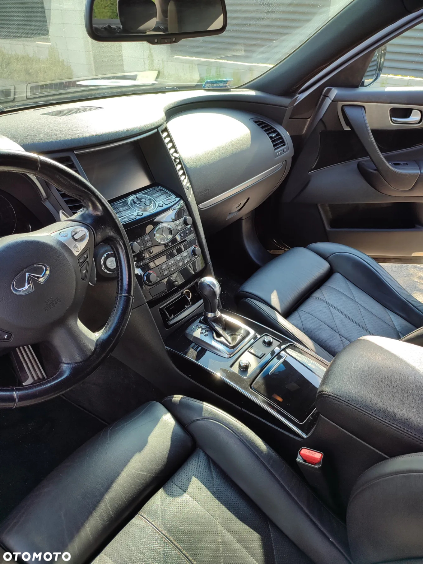 Infiniti QX70 3.0d S Premium - 13